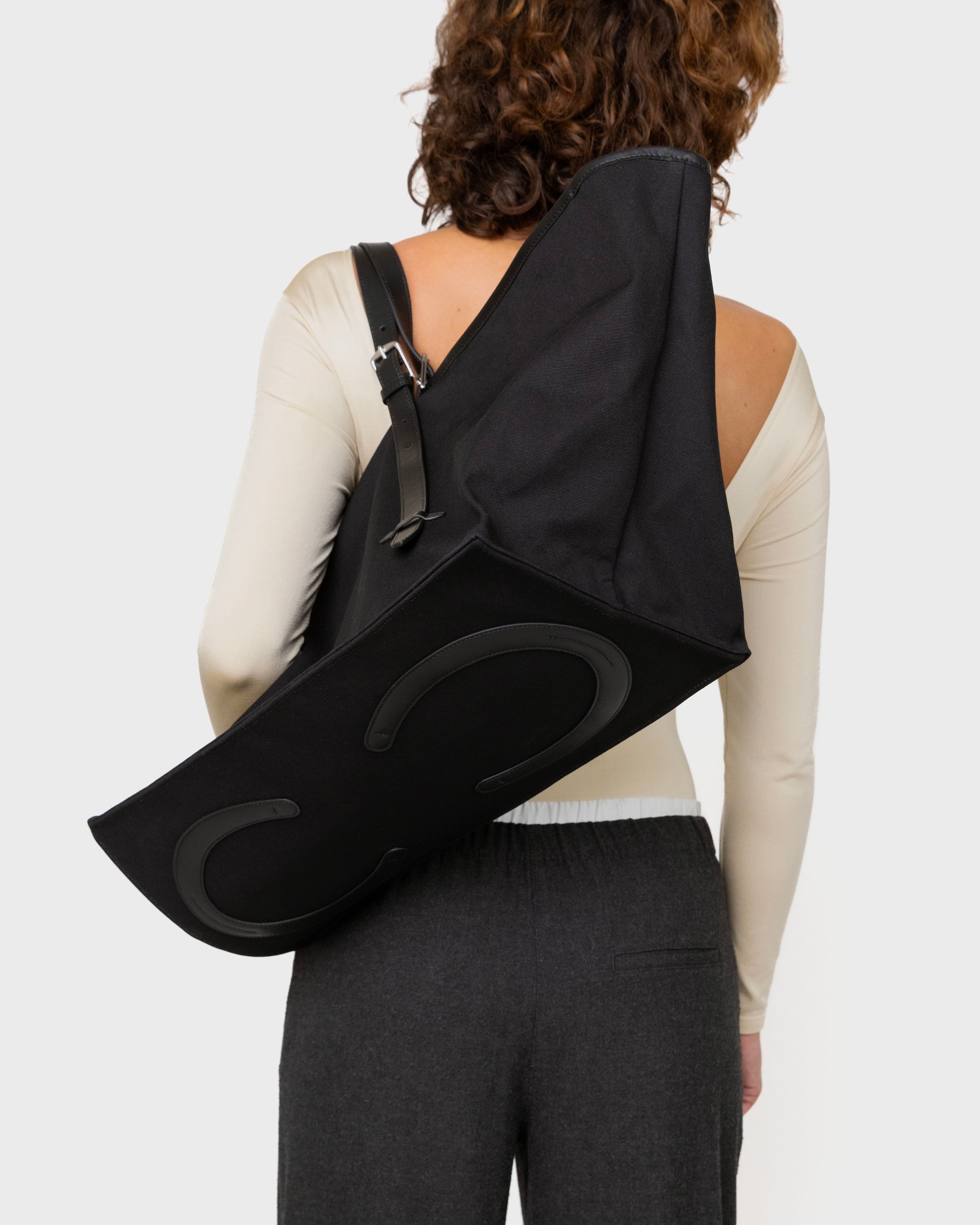 Leonora Weekend Canvas Carryall