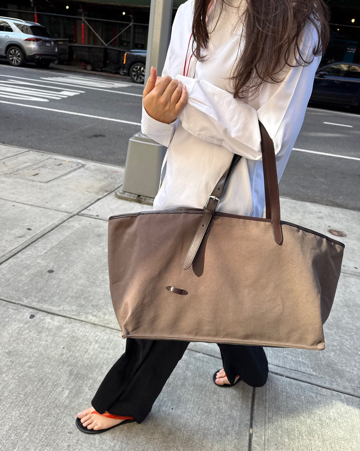 Leonora Weekend Canvas Carryall