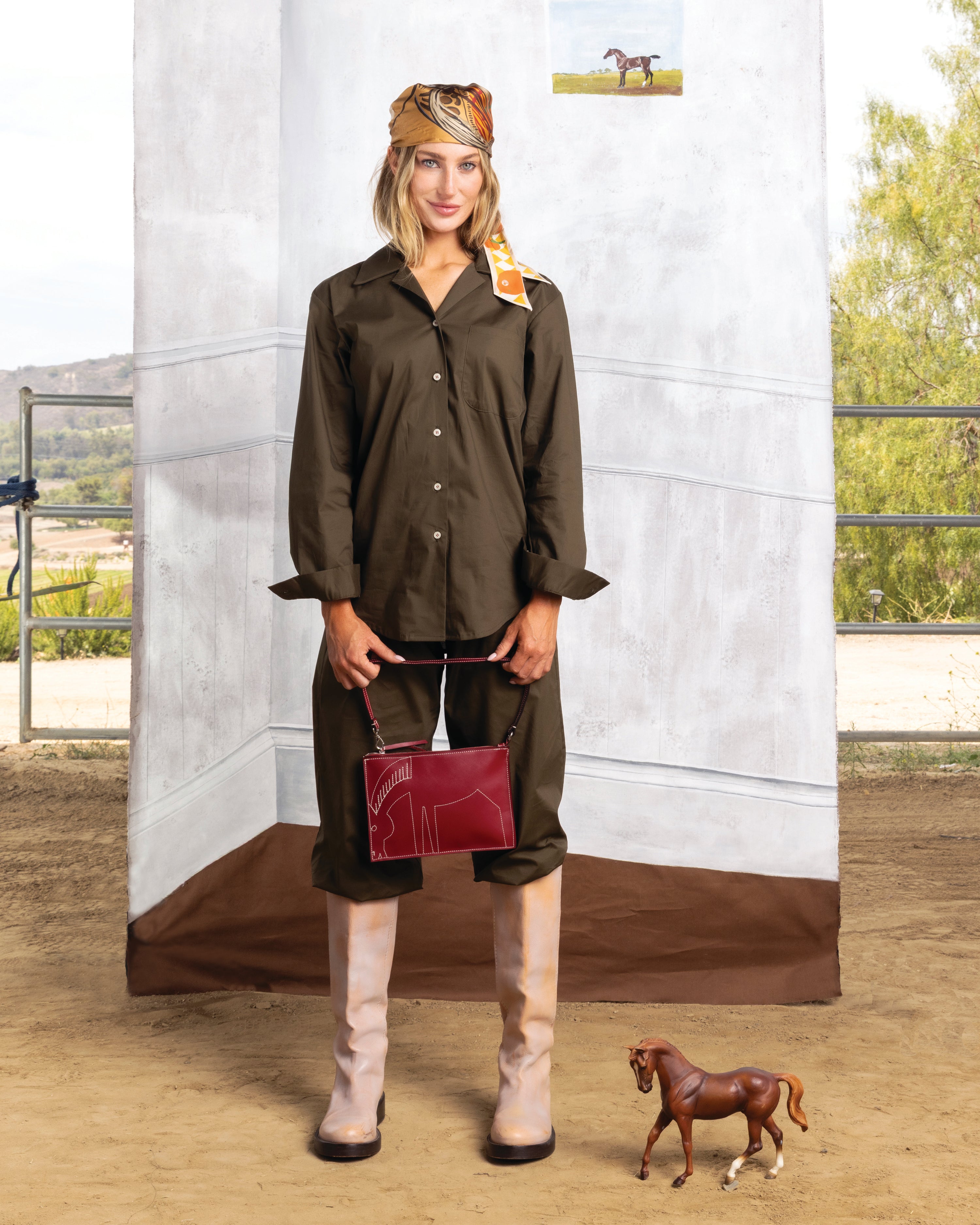 Pénélope Italian Leather Pouch - Cranberry model 