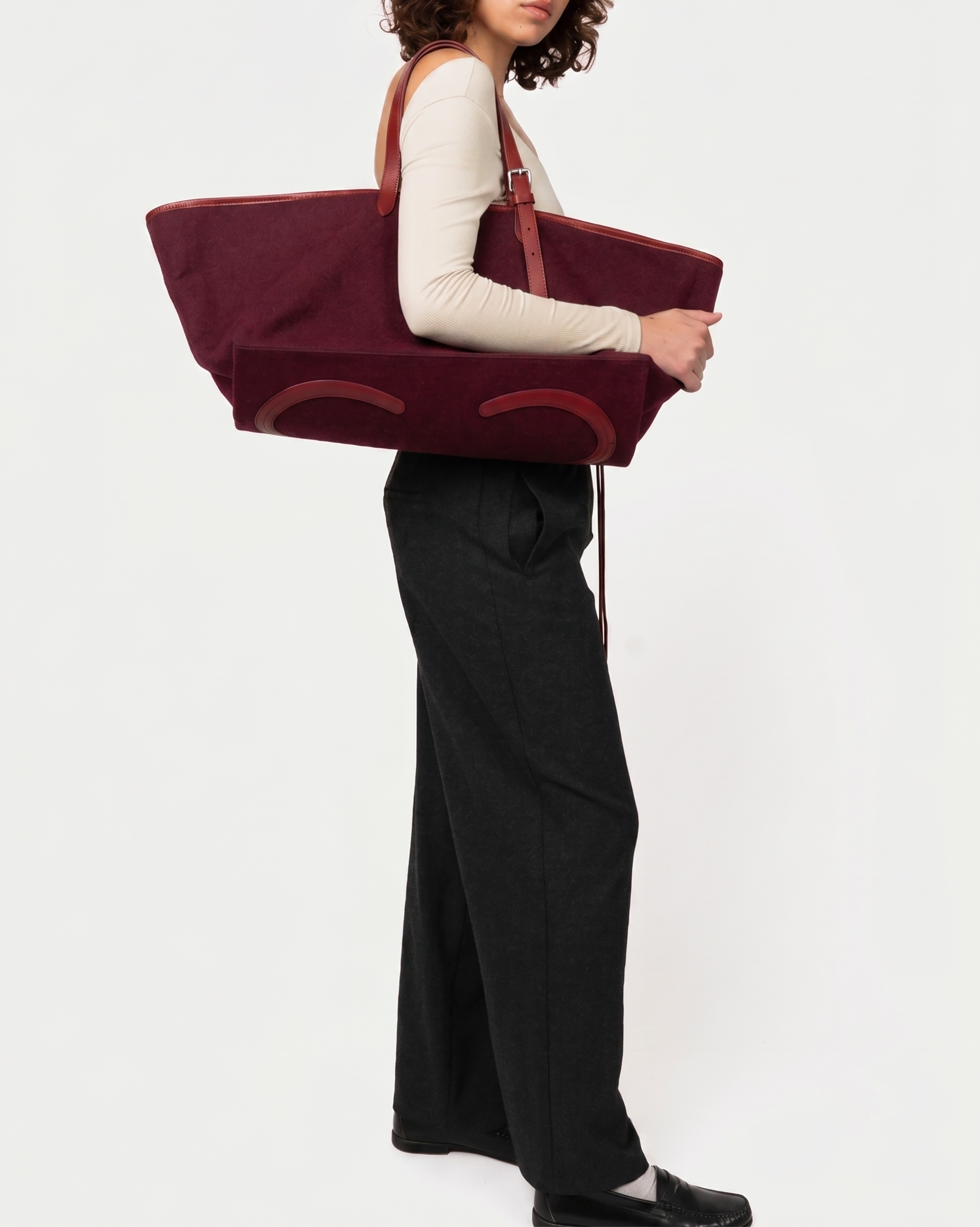 PRE-ORDER Leonora Weekend Canvas Carryall