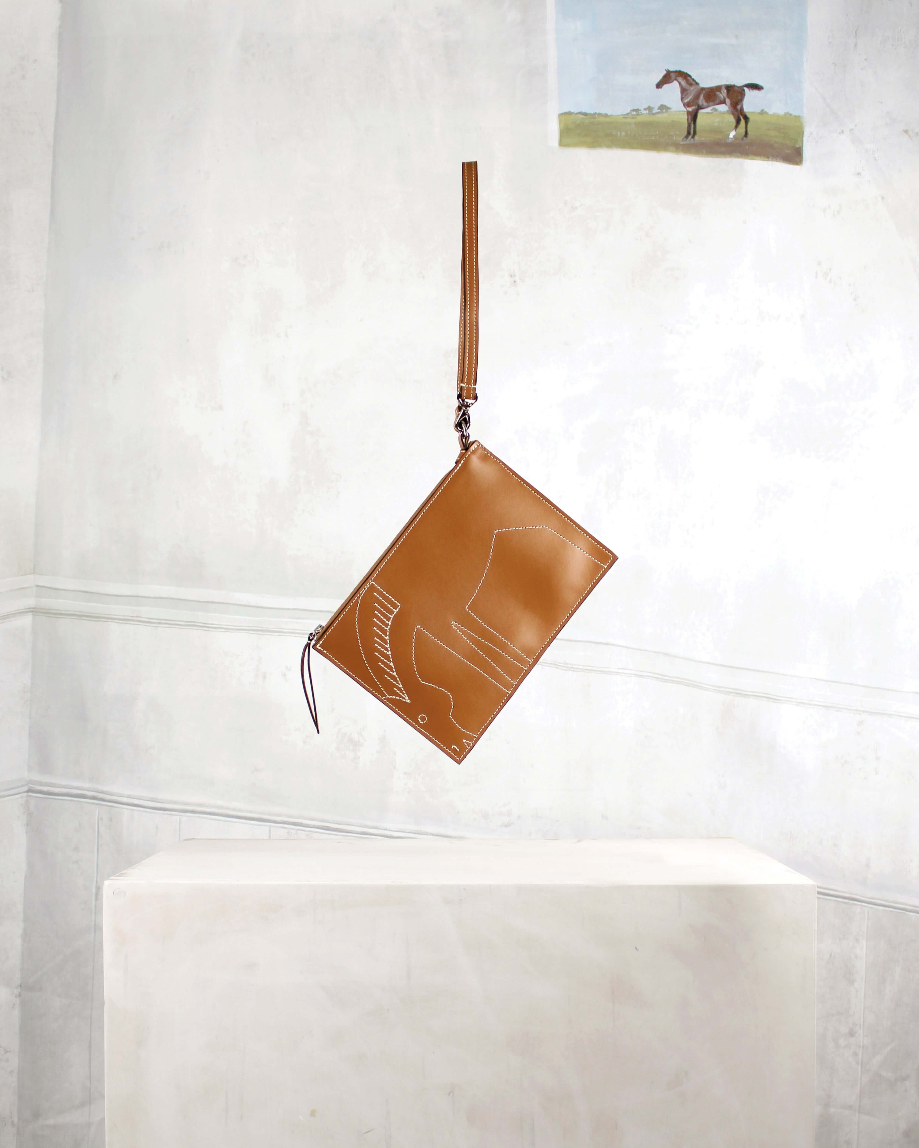 Pénélope Italian Leather Pouch - Saddle wristlet