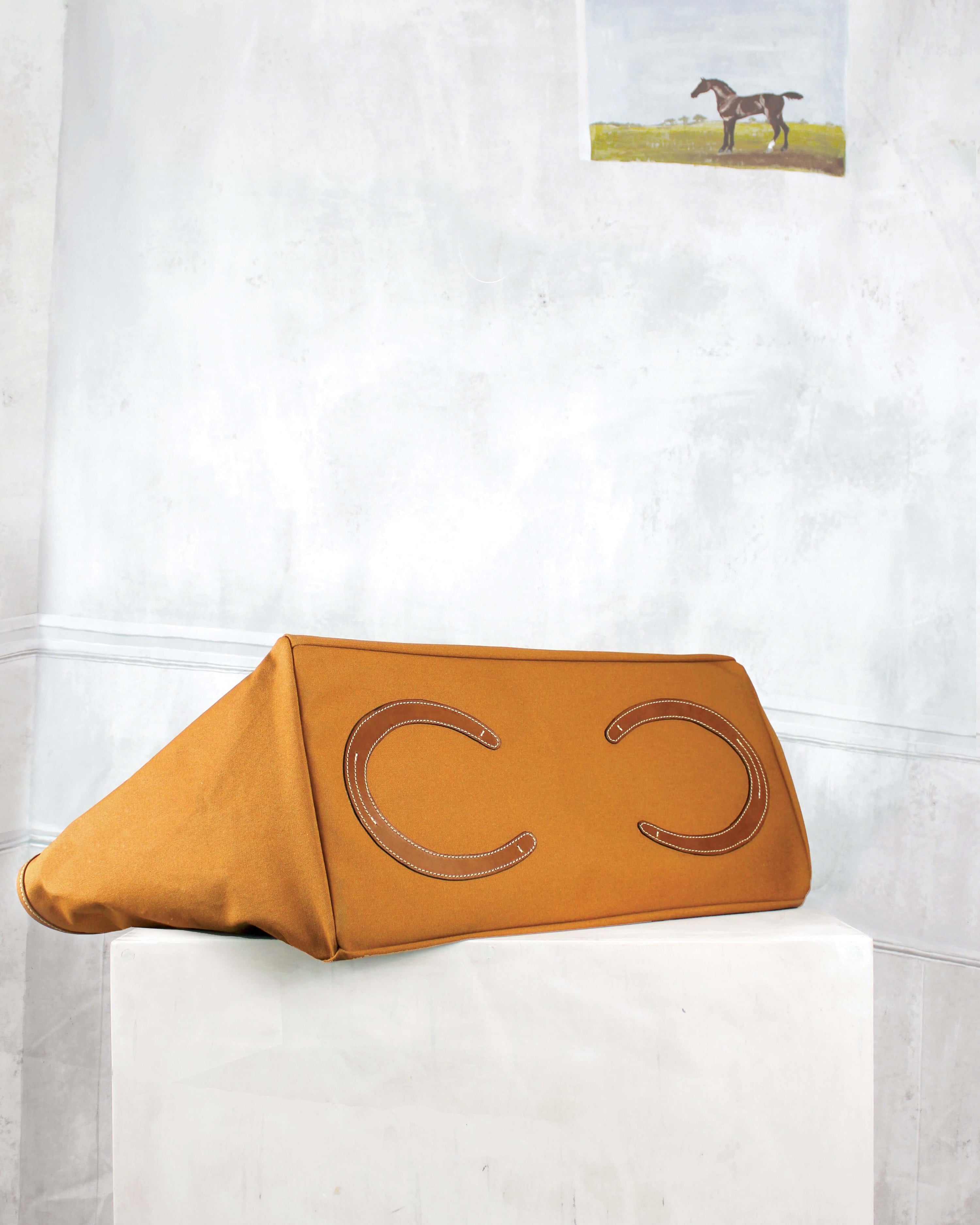 Leonora 18 Italian Canvas Carryall - Saddle base